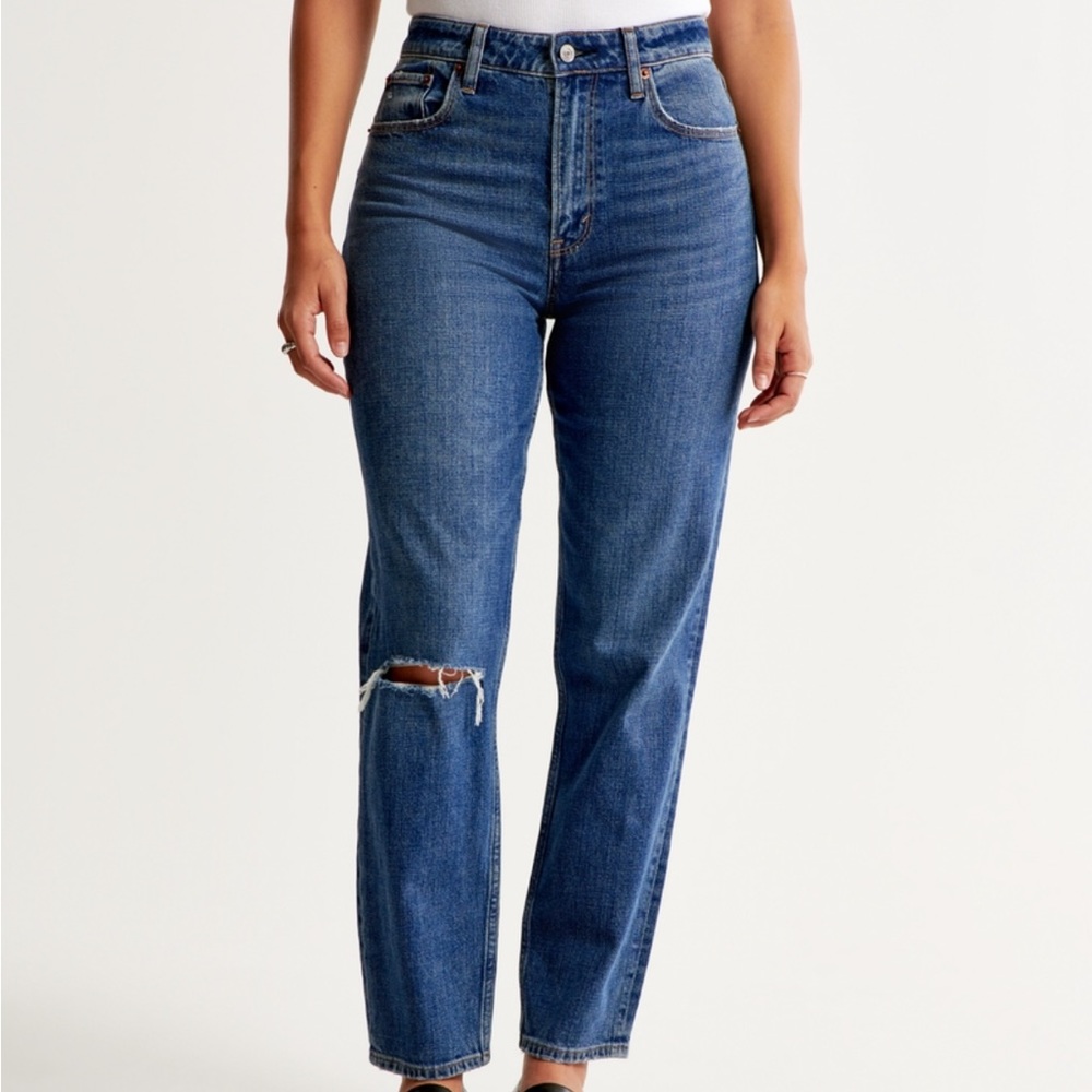 Abercrombie Mom Jeans in Curve Love